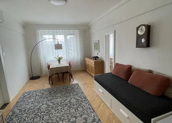 Utulny A Tichy Blizko Centra 브라티슬라바